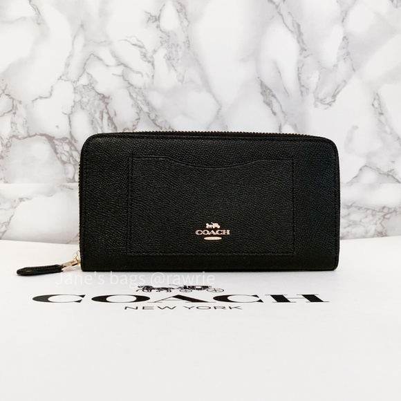 Summer SALE NWT Coach Gallery Tote & Matching Wallet Set - Picture 6 of 8